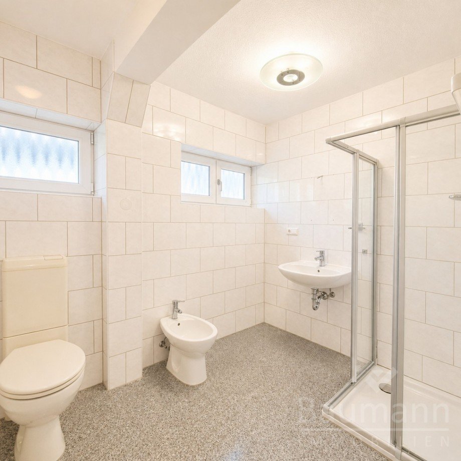 Bad Erdgeschosswohnung Linz am Rhein