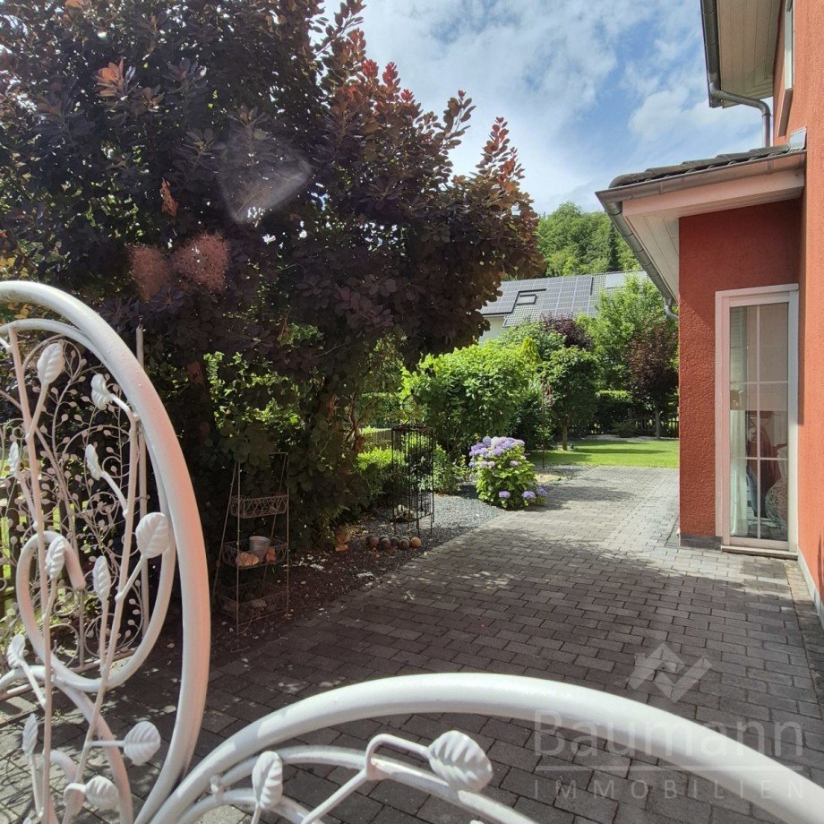 Zufahrt Garten Einfamilienhaus Sinzig / Bad Bodendorf