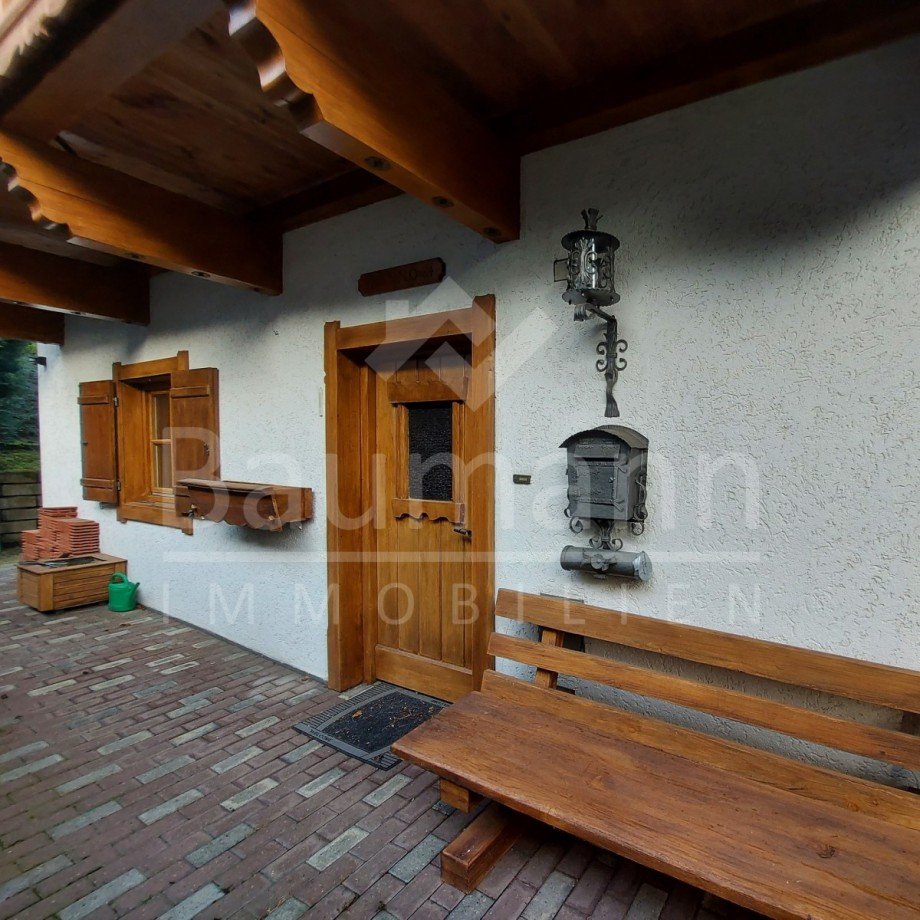 EG Eingang Zweifamilienhaus Hausen (Wied) / Reuschenbach