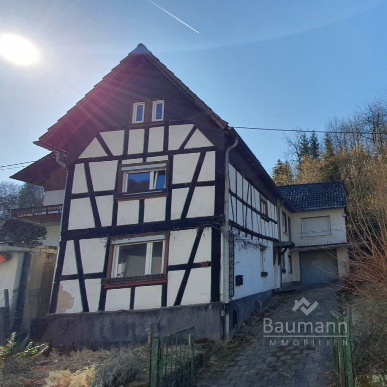 Ansicht Leubsdorf Zweifamilienhaus HISTORISCHES FACHWERKHAUS MIT ANBAU - IDEAL F�R HANDWERKER