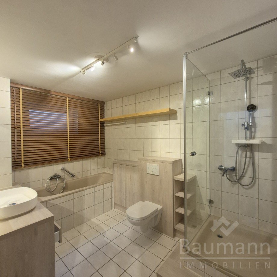 Bad UG Reihenmittelhaus Linz am Rhein