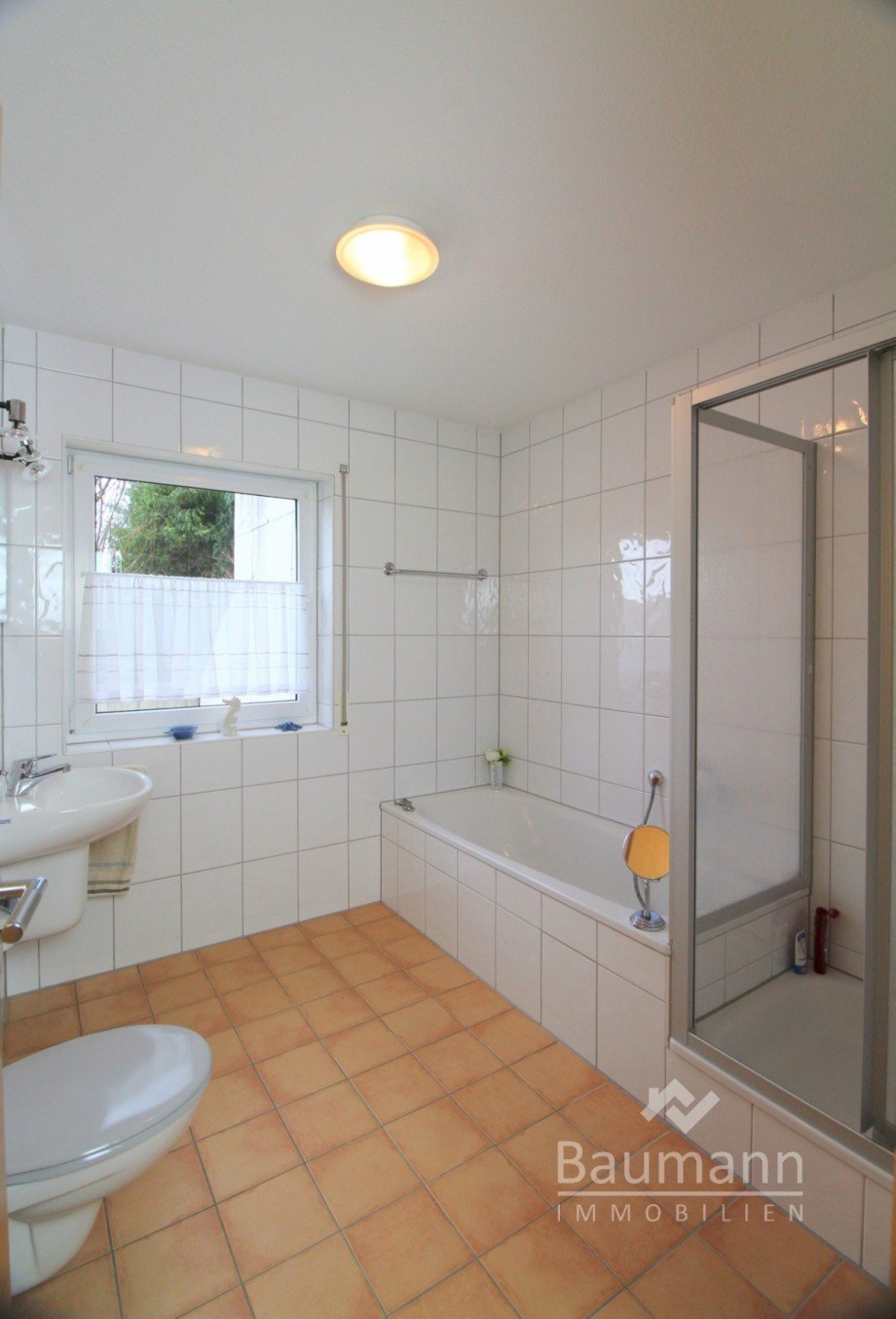Bad Erdgeschosswohnung Linz am Rhein