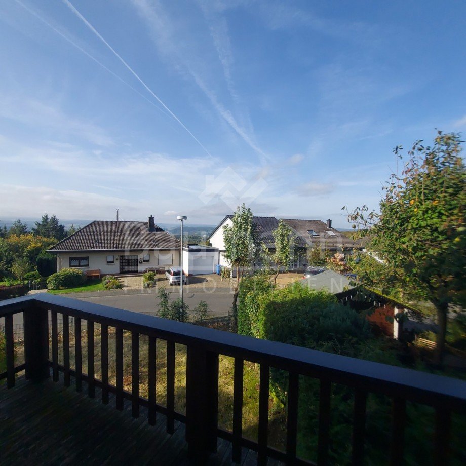Aussicht vom Balkon Doppelhaush�lfte Linz am Rhein / Roniger Hof