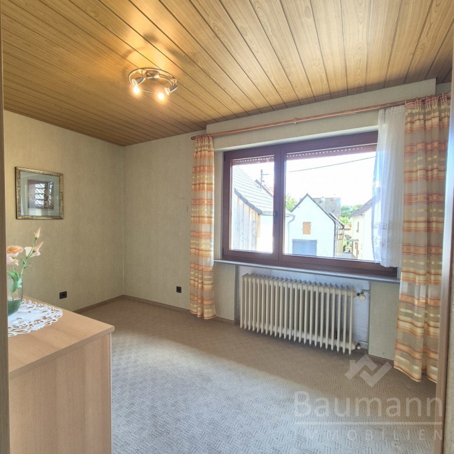 OG Zimmer 2 Einfamilienhaus Erpel