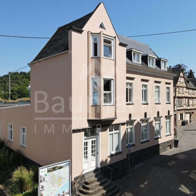 Hauptbild: HISTORISCHES MEHRFAMILIENHAUS IN ZENTRALER LAGE VON LINZ AM RHEIN