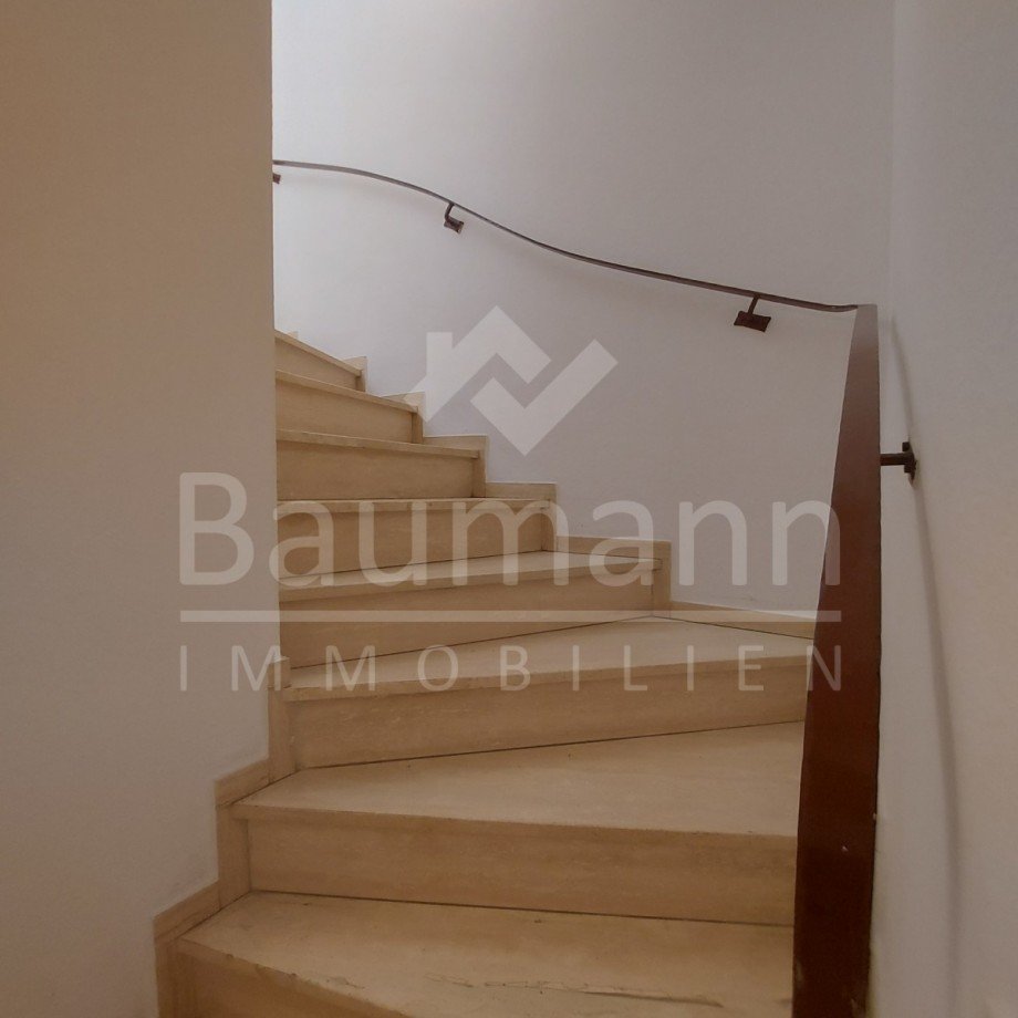 Treppenhaus Doppelhaush�lfte Linz am Rhein / Roniger Hof