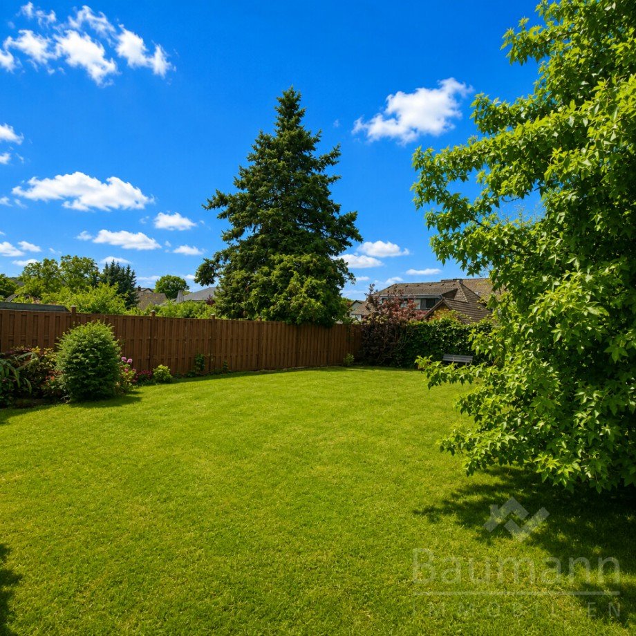 Garten mit WPC-Zaun Einfamilienhaus Unkel Scheuren Einfamilienhaus Unkel / Scheuren