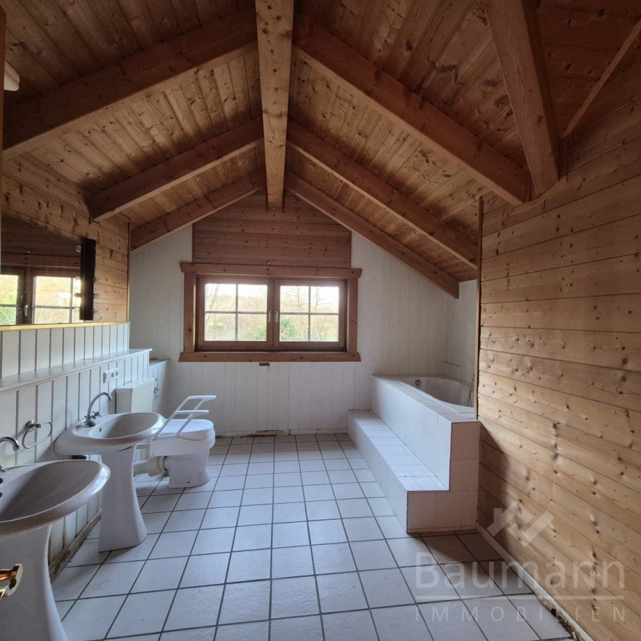 Bad DG Einfamilienhaus Neustadt (Wied) / Wei�enfels