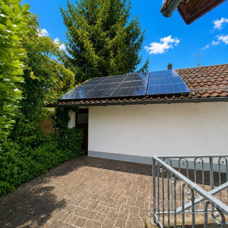 Garage mit eigener PV-Anlage Einfamilienhaus Unkel Scheuren Einfamilienhaus Unkel / Scheuren