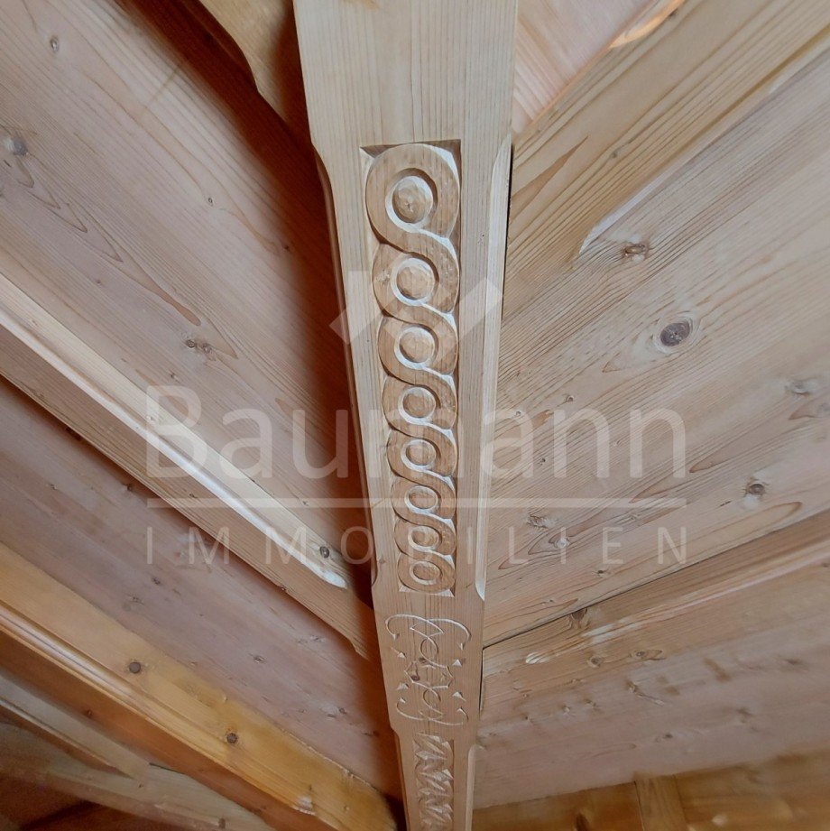 OG handgeschnitzte Ornamentebf-b4fe-ce61e9582689 Zweifamilienhaus Hausen (Wied) / Reuschenbach