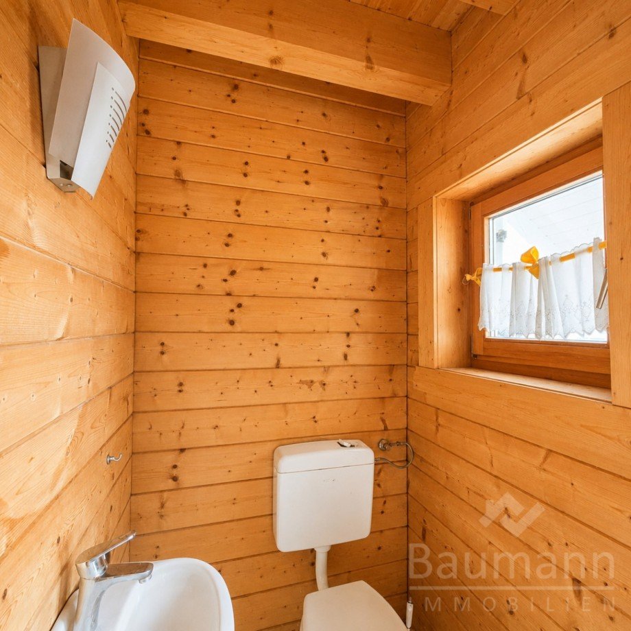 G�ste-WC Einfamilienhaus Neustadt (Wied) / Wei�enfels