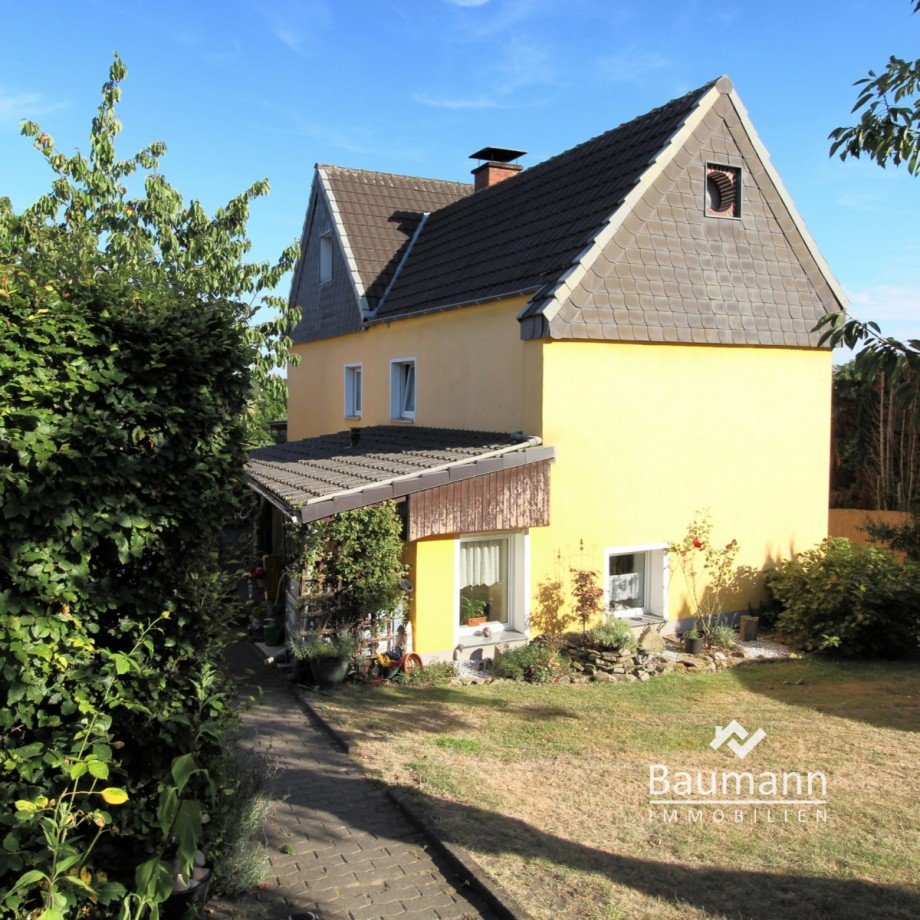 Frontansicht Einfamilienhaus Sankt Katharinen