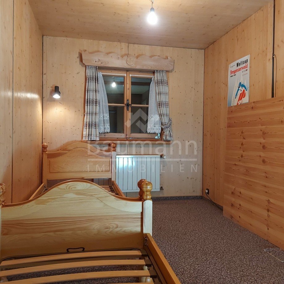 OG Schlafzimmer 1 Zweifamilienhaus Hausen (Wied) / Reuschenbach